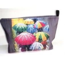 Косметичка для вышивки бисером или нитками «Зонтики КОС-8» (Косметичка или набор)